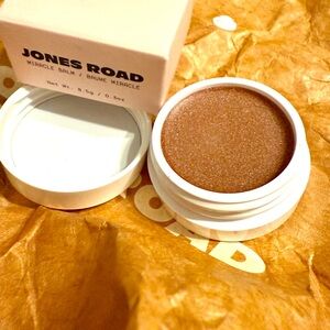 Jones Road Mini Miracle Balm in Magic Hour